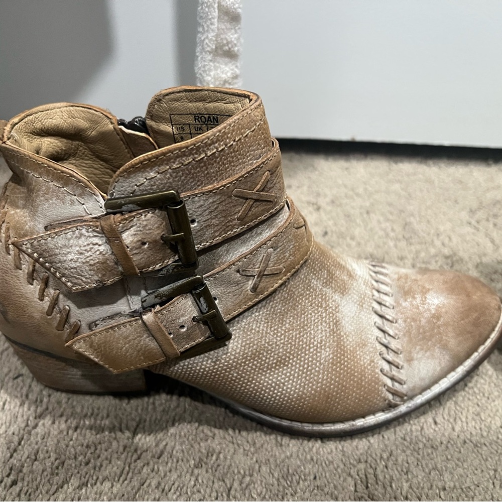 Roan Booties - image 6